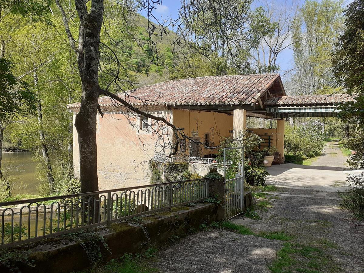 Le Moulin De Saleth Otel Saint-Antonin Dış mekan fotoğraf